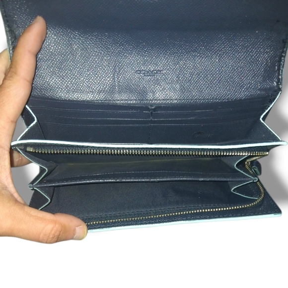 Pre-loved Coach Navy Slim Envelope Turnlock Wallet - Picture 5 of 7